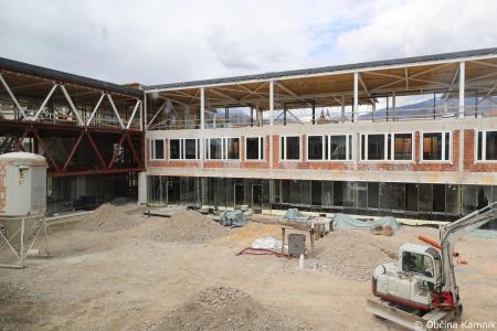 Ogled gradbišča nove Osnovne šole Frana Albrehta in seznanitev s potekom del občinskih svetnikov (31)